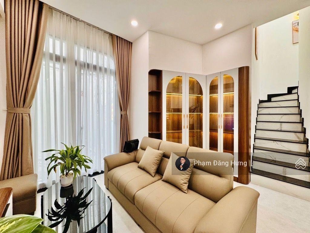 Nhà phú nhuận full nội thất, sát hẻm oto nguyễn lâm, giáp phan xích long, 2 tầng, 38.8m2, 6.5 tỷ