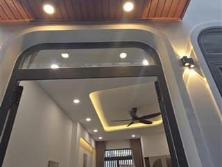 Nhà phú nhuận full nội thất, sát hẻm oto nguyễn lâm, giáp phan xích long, 2 tầng, 38.8m2, 6.5 tỷ