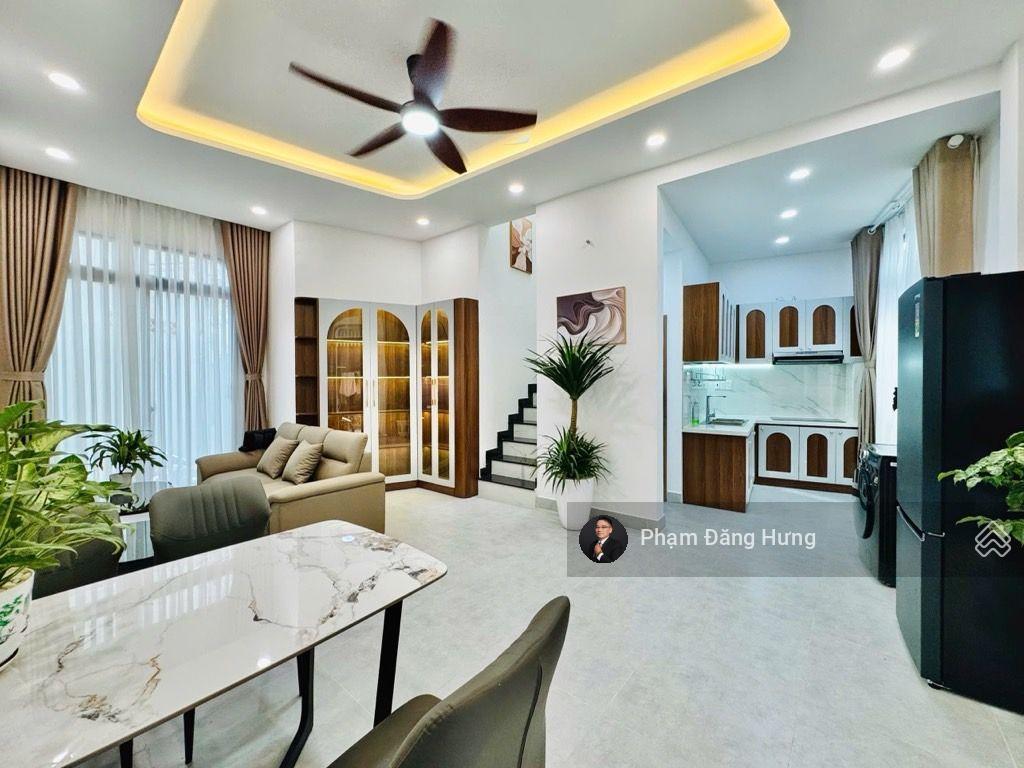 Nhà phú nhuận full nội thất, sát hẻm oto nguyễn lâm, giáp phan xích long, 2 tầng, 38.8m2, 6.5 tỷ