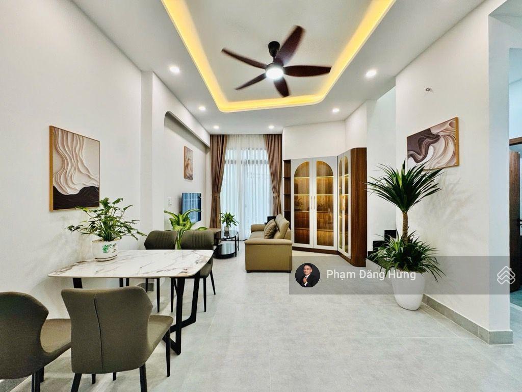 Nhà phú nhuận full nội thất, sát hẻm oto nguyễn lâm, giáp phan xích long, 2 tầng, 38.8m2, 6.5 tỷ