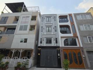 Hiếm bán nhà khu an ninh, 5 tầng đẹp full nội thấtlê quang định, gò vấp, hẻm oto, 4x14m, 10.3 tỷ