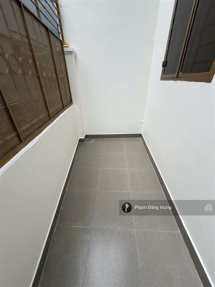Bán gấp giảm sâu 500 triệu, nhà phú nhuận sát hẻm oto phan đình phùng, 42m2, 2 tầng, giáp quận 1
