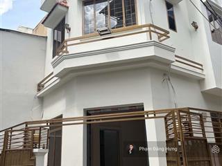 Bán gấp giảm sâu 500 triệu, nhà phú nhuận sát hẻm oto phan đình phùng, 42m2, 2 tầng, giáp quận 1