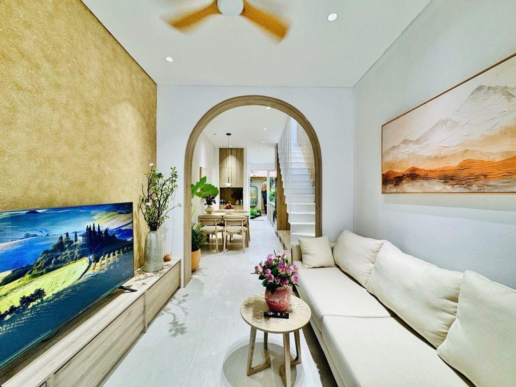 Nhà đẹp hẻm oto xvnt, bình thạnh, 60.3m2, giá 7.9 tỷ, 2 tầng ful nội thất, gần bx miền đông