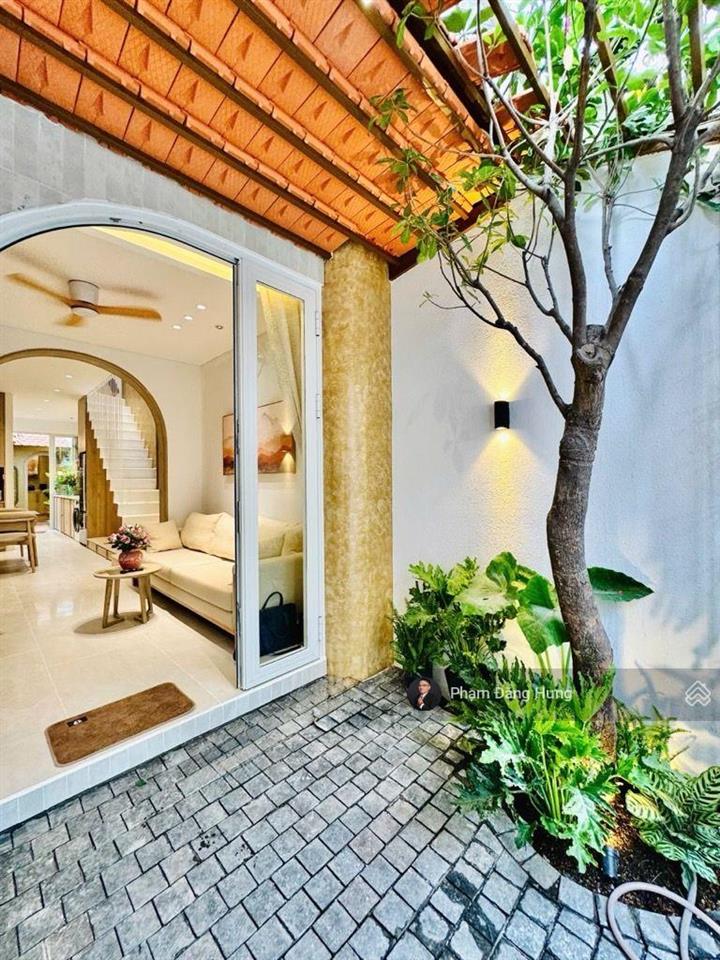 Nhà đẹp hẻm oto xvnt, bình thạnh, 60.3m2, giá 7.9 tỷ, 2 tầng ful nội thất, gần bx miền đông