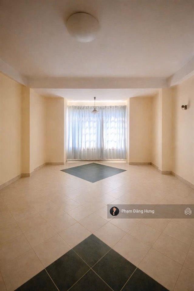 Nhỉnh 10 tỷ sở hữu ngay nhà 4 tầng, 76m2, 5,5x14m, hẻm oto sát mặt tiền lê quang định, bình thạnh