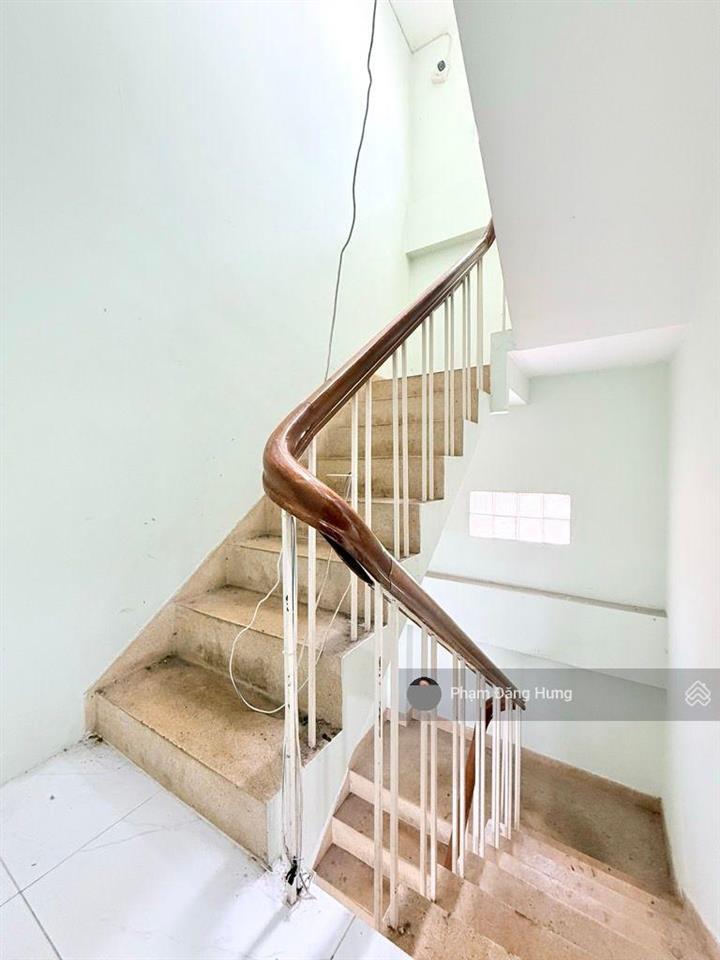 Nhà bình thạnh hẻm 3m sát mặt tiền lê quang định gần chợ bà chiểu, 4 tầng, 6pn, 5x9m, 7.8 tỷ