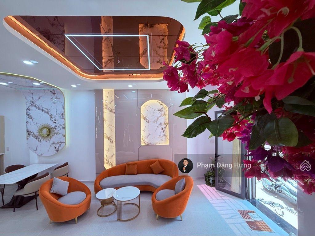 Nhà full nội thất, bình thạnh, 3 tầng, sát hẻm oto nơ trang long, 63.7m2 ngang 5.3m. chỉ 7.4 tỷ