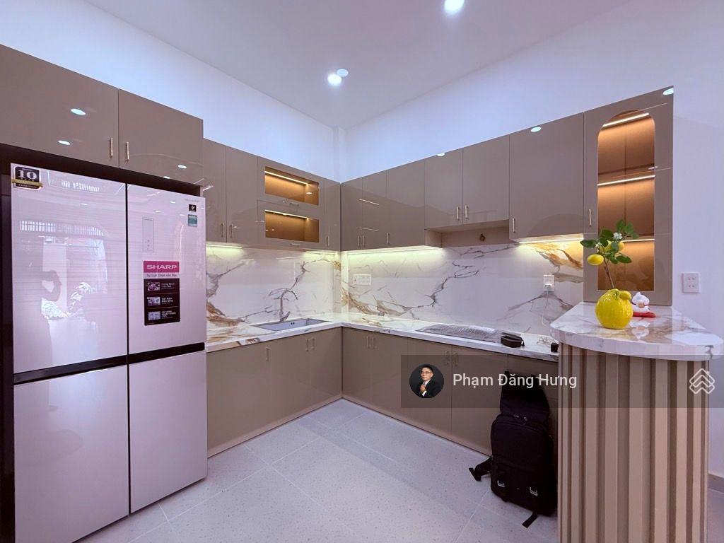 Nhà full nội thất, bình thạnh, 3 tầng, sát hẻm oto nơ trang long, 63.7m2 ngang 5.3m. chỉ 7.4 tỷ