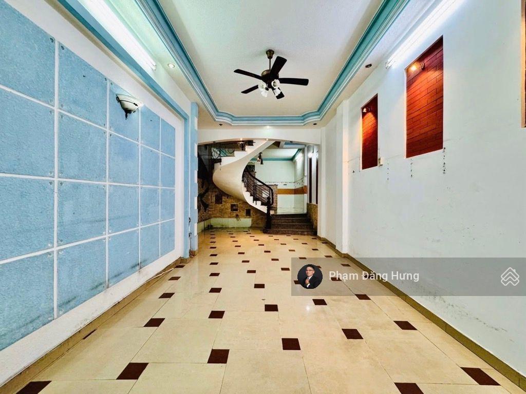 Chỉ 10.9 tỷ  nhà 4 tầng, 77m2, hẻm 3m, sát mặt tiền phan đăng lưu, phú nhuận, giáp đoàn thị điểm
