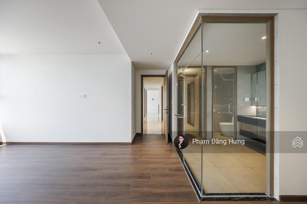 Căn hộ kiều đã có sổ hồng tại q5, mt trần hưng đạo, 3 phòng ngủ, 125.8m2, 135 tr/m2