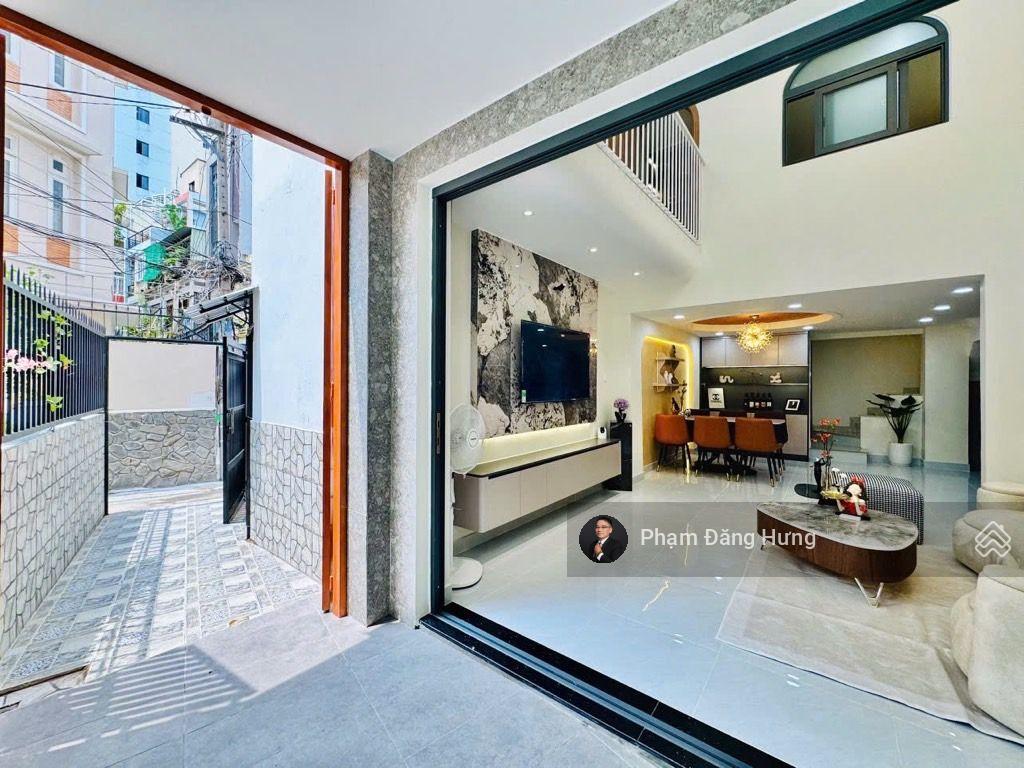 Nhà đẹp hẻm 3m sát mt lê quang định, bình thạnh, gần chợ bà chiểu, 3.8x9.7m, nở hậu, 3 tầng, 7.5 tỷ