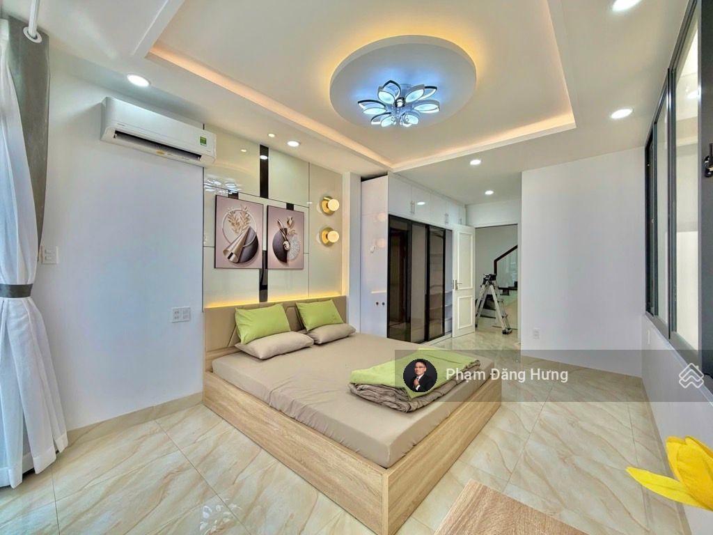 Nhà đẹp khu vip lê văn sỹ, phú nhuận, hẻm 3m sát mặt tiền, 40m2, 4 tầng, 8.4 tỷ, full nội thất