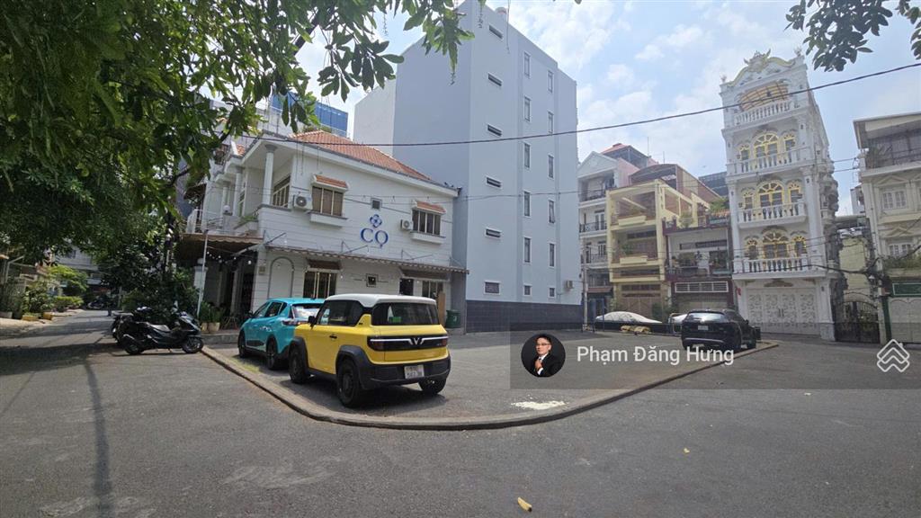 Nhà phú nhuận, 6.8x12m, hẻm oto 8m thích quảng đức, 5 tầng, thu nhập 100trieu/tháng, giá 25 tỷ