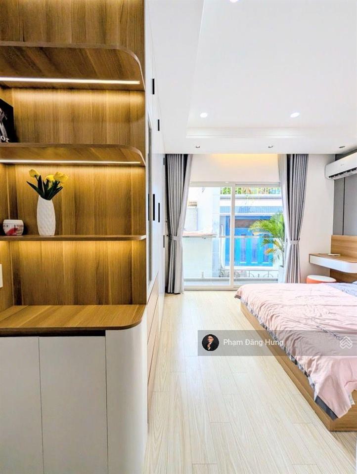 Phú nhuận giáp quận 1, nhà đẹp 4 tầng full nội thất, cách hẻm oto 20m, cô bắc, 4.6x10m, 7.9 tỷ