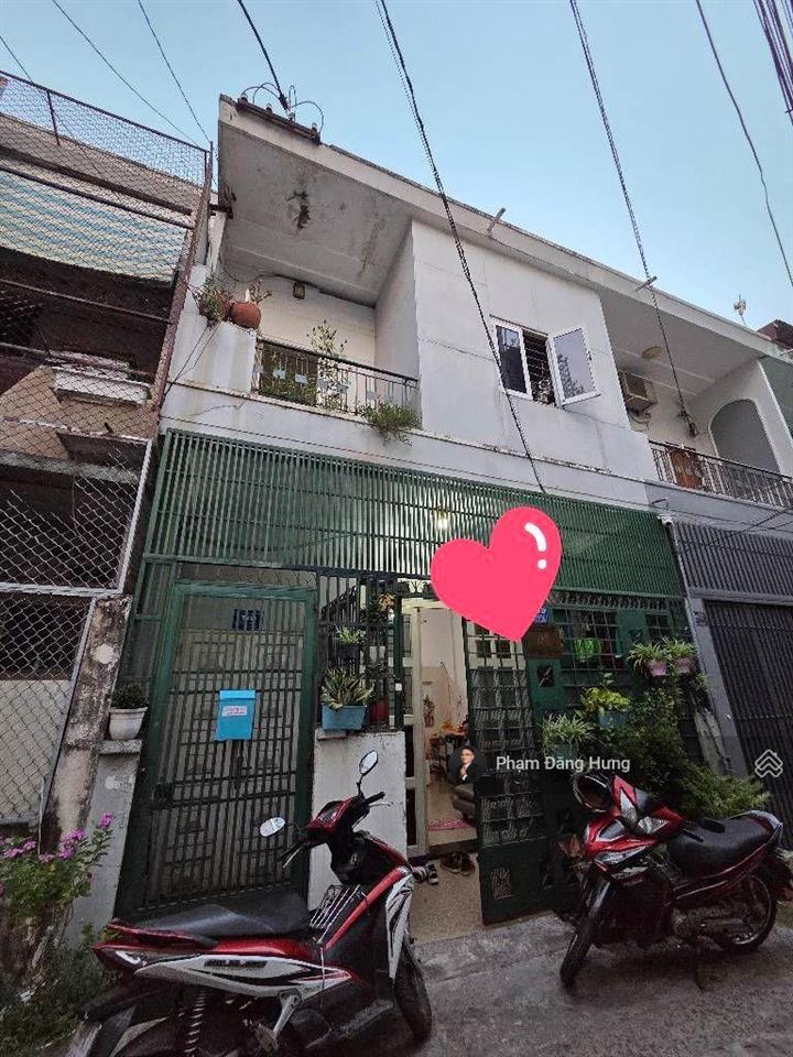 Nhà bình thạnh hẻm oto sát mặt tiền bạch đằng, gần chợ bà chiểu, giáp quận 1, 2 tầng, 70m2, 10.5 tỷ