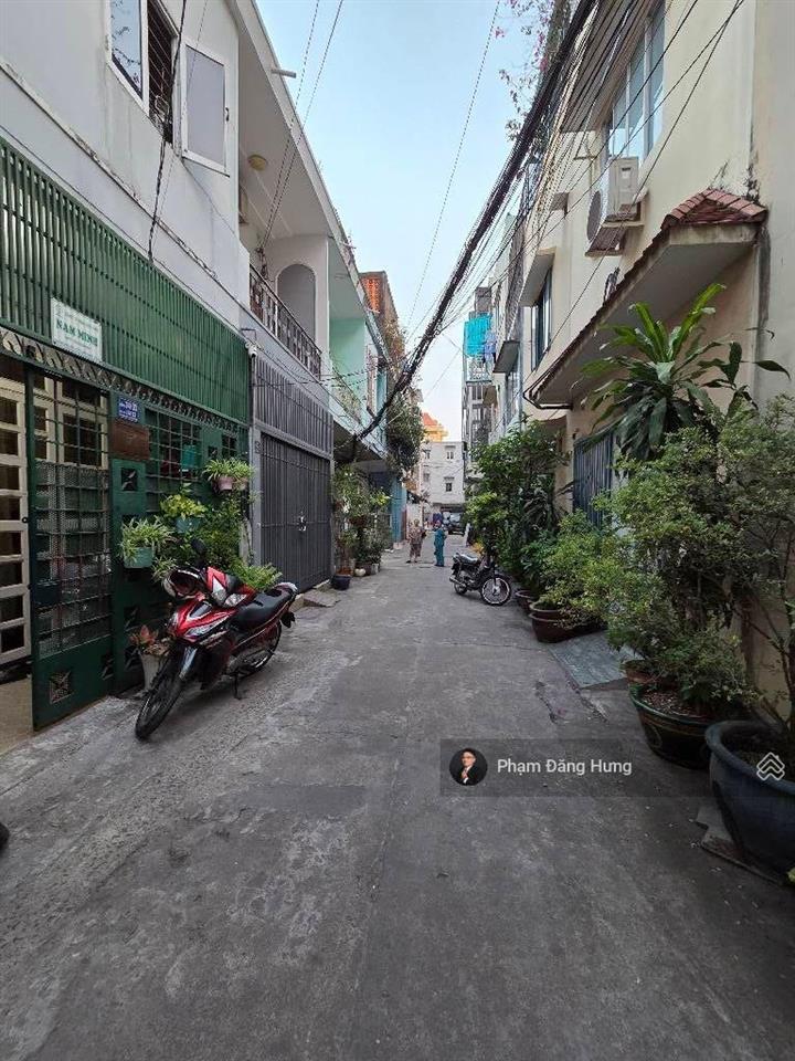 Nhà bình thạnh hẻm oto sát mặt tiền bạch đằng, gần chợ bà chiểu, giáp quận 1, 2 tầng, 70m2, 10.5 tỷ