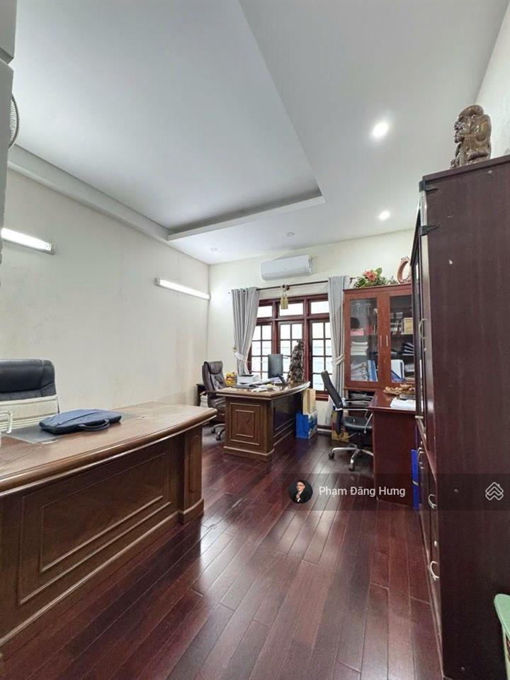 Mặt tiền bình thạnh khu vip nguyễn gia trí (d2 cũ), 80m2, 5 tầng, thu nhập ổn định gần 1 tỷ/năm.