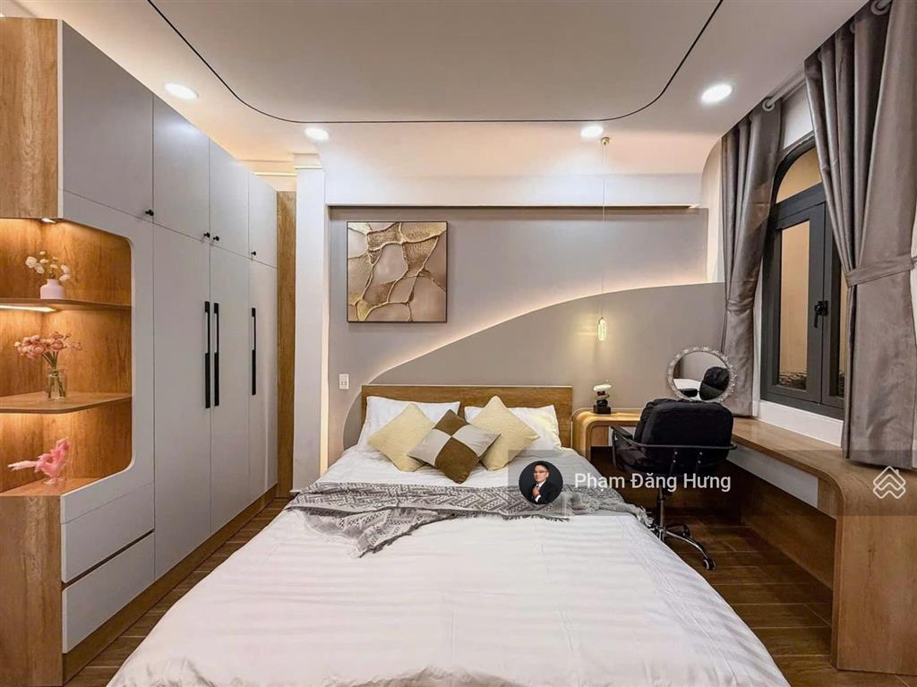 Nhà bình thạnh full nội thất, sát mặt tiển phan vân hân, gần cầu thị nghè, sát quận 1, 49m2, 6.4 tỷ