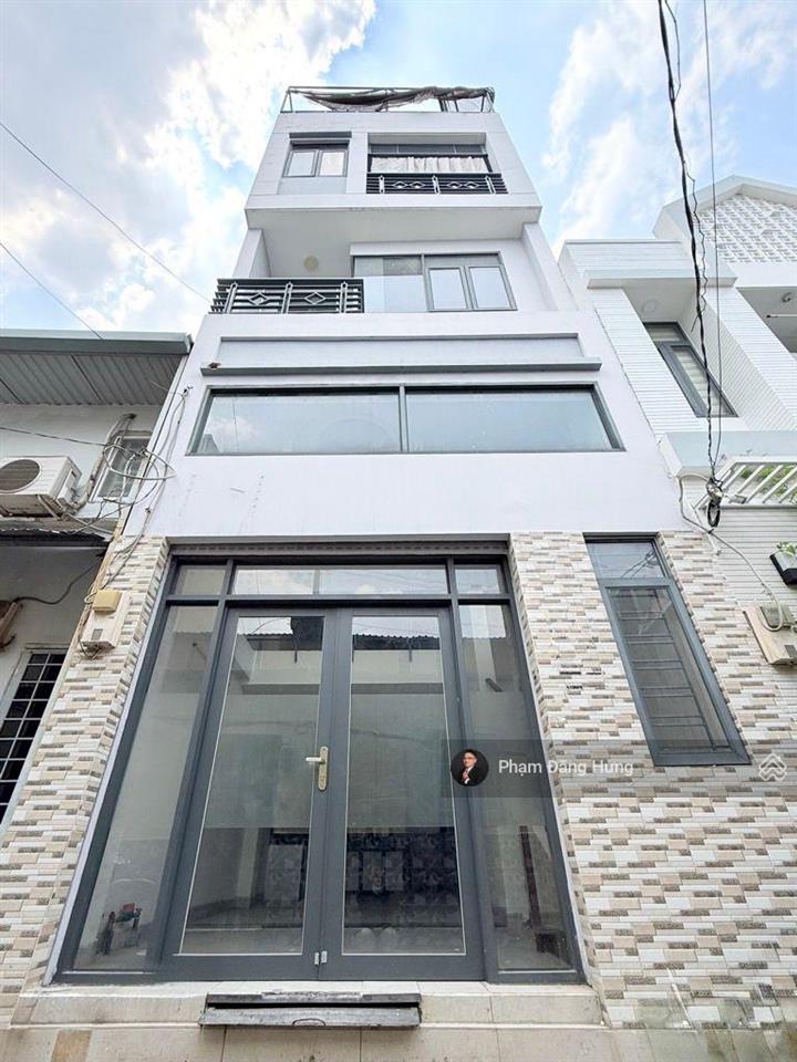 Nhà bình thạnh sát mặt tiền phạm văn đồng, 5 tầng, 4.5x10m, gần emart, vincom, giá tốt 7.8 tỷ