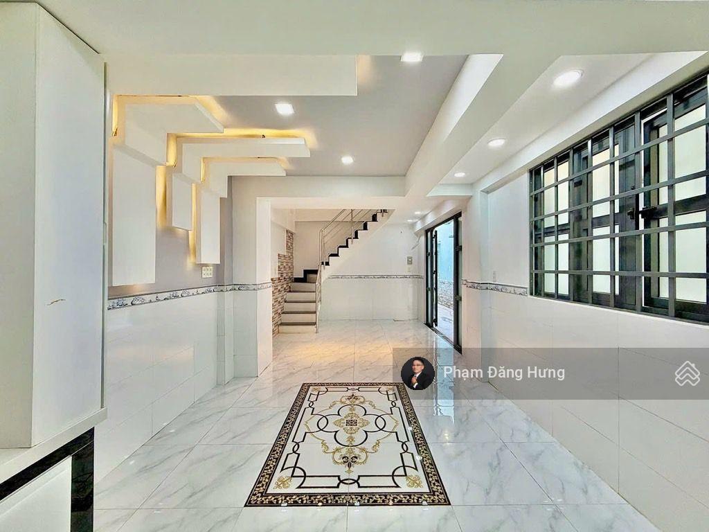 Hiếm bán nhà bình thạnh sát mặt tiền huỳnh đình hai, gần chợ bà chiểu, 35m2, 3 tầng, 6.4 tỷ