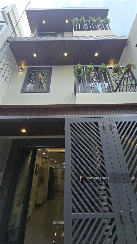 Nhà phú nhuận mới đẹp, 4.1x12m, 4 tầng full nội thất, giáp quận 1, quận 3, sát mt phan đình phùng