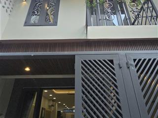 Nhà phú nhuận mới đẹp, 4.1x12m, 4 tầng full nội thất, giáp quận 1, quận 3, sát mt phan đình phùng