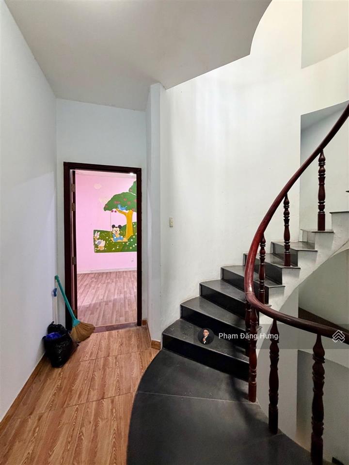 Nhà bình thạnh hẻm oto gấn chợ bà chiểu, sát mặt tiền phan văn trị, 64m2, 4 tầng, ngang 5.8m, 9.8tỷ