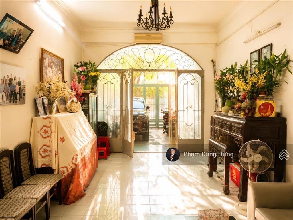 Bán gấp nhà phú nhuận hẻm xe hơi 6m gần mặt tiền hồ văn huê gần cv gia định, 3 tầng, 4.6x24m
