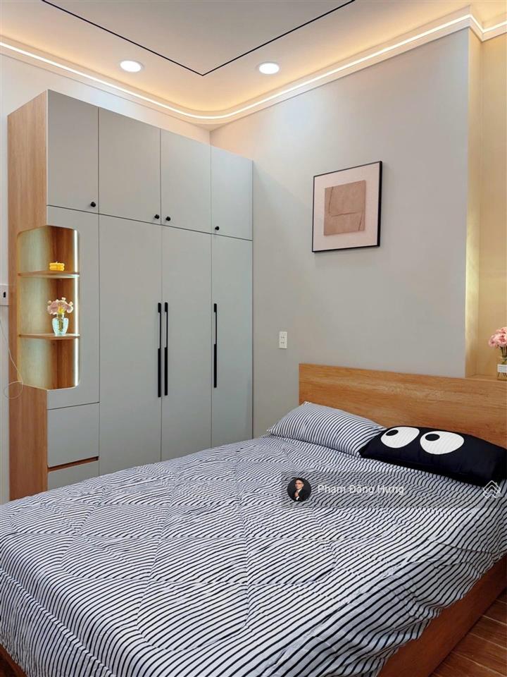Nhà phú nhuận hẻm 3m sát mặt tiền cô giang, giáp quận 1, 36.2m2, 2tầng, full nội thất giá chỉ 6.3tỷ