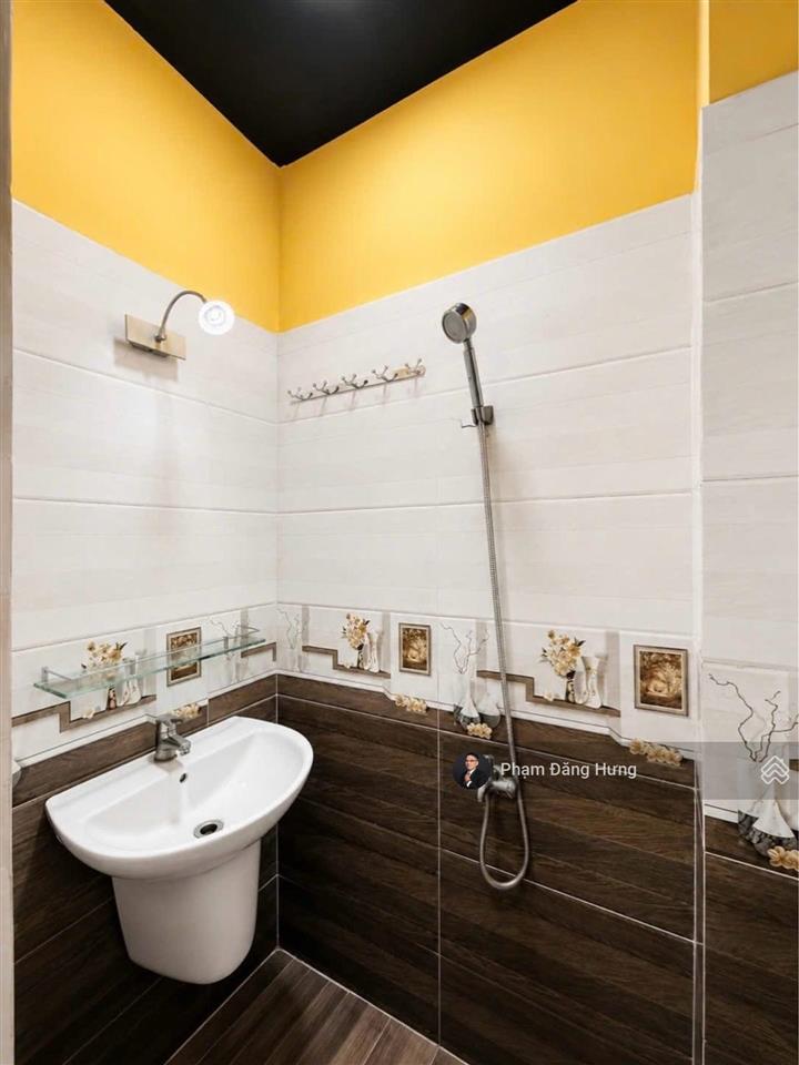Bình thạnh gần siêu thị emart, vincom, hẻm ô tô sát mặt tiền nguyên hồng, 60m2, 3 tầng, 7.3 tỷ