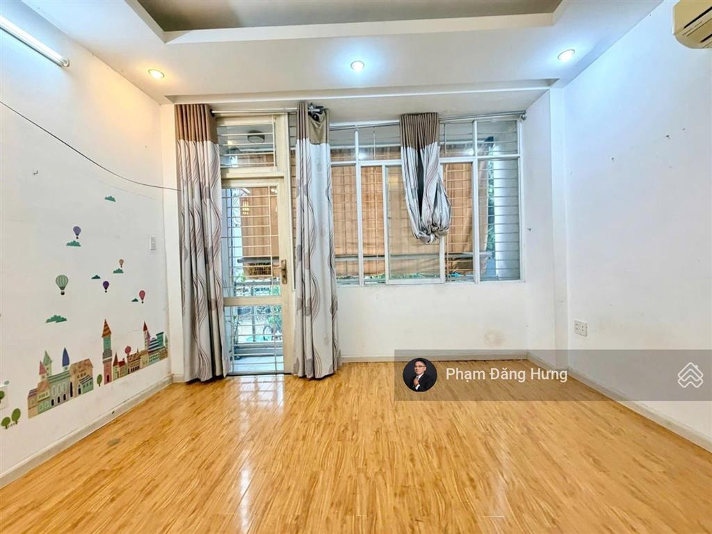 Bình thạnh nguyễn văn đậu, hẻm oto sát nhà, 3 tầng, 40m2, nở hậu 4.5m, giáp quận 1, gần bv gia định