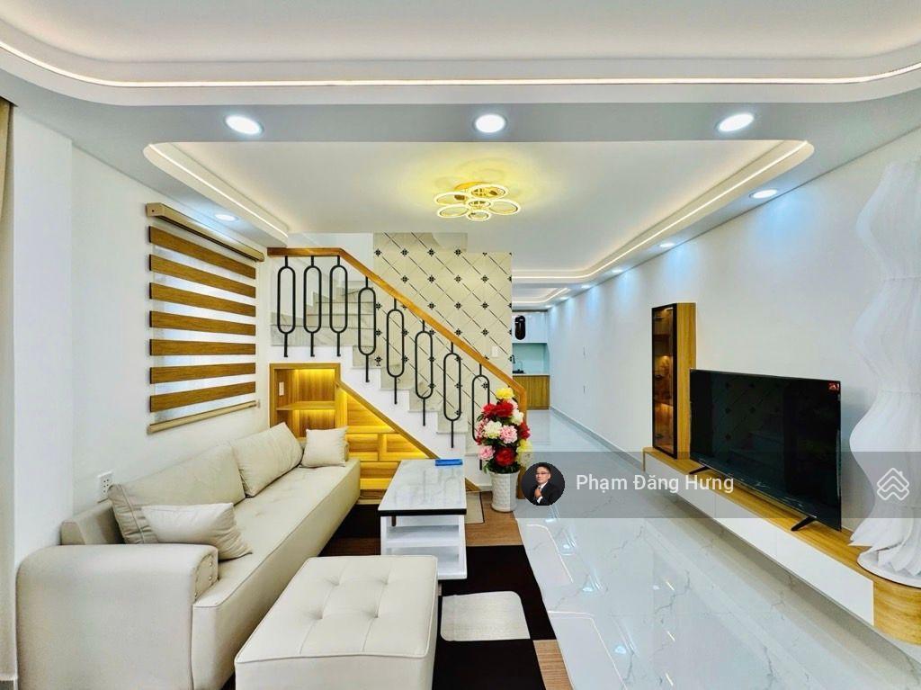 Giảm sốc 1 tỷ còn 6.3 tỷnhà 3 tầng đẹp sát mt ngô nhân tịnh, gần chợ bà chiểu, giáp q1, 4pn, 43m2