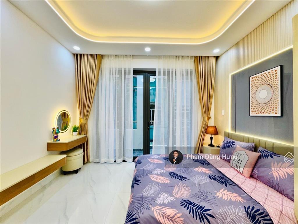 Nhà mới xây tại phú nhuận sát hẻm oto thích quảng đức, 4 tầng, 48,3m2, 6pn, full nội thất, 8,8 tỷ