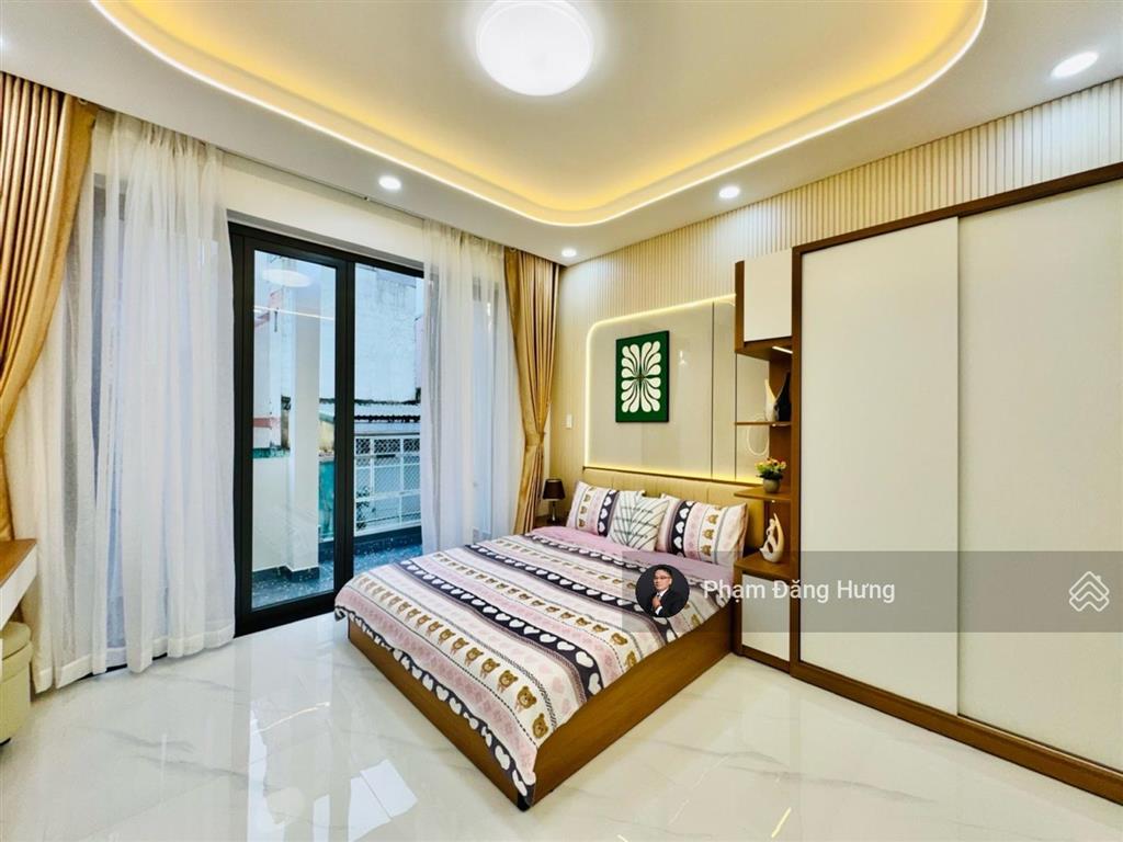 Nhà mới xây tại phú nhuận sát hẻm oto thích quảng đức, 4 tầng, 48,3m2, 6pn, full nội thất, 8,8 tỷ