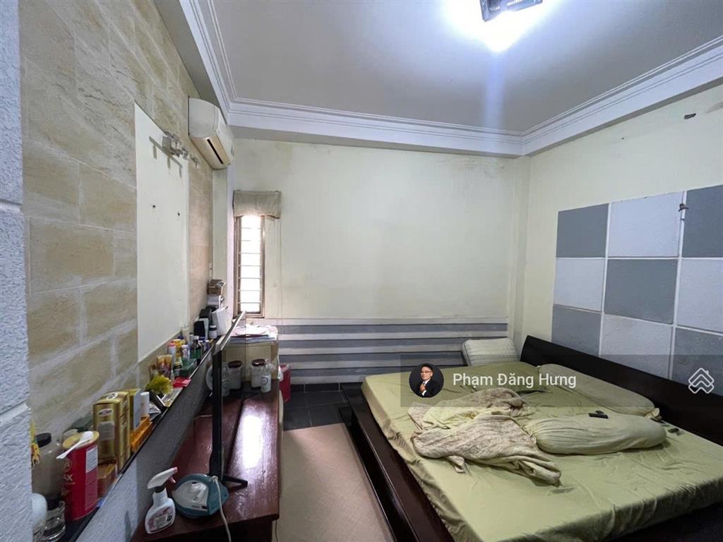 Bán gấp giảm ngay 800 triệu, còn 11,9 tỷ, nhà 3 tầng, ra hẻm ô tô 50m, hoàng hoa thám, bình thạnh