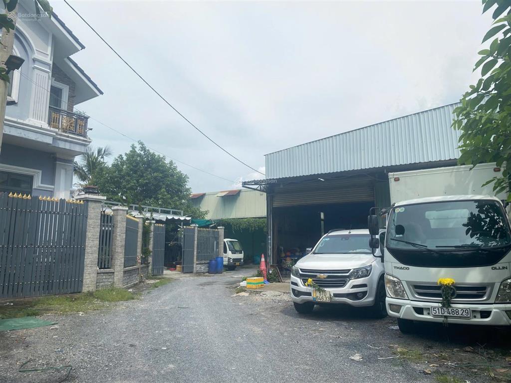 Bán kho đường 10m. bank định giá 7 tỷ bán 6.5 tỷ. 10x20. tách 2 sổ