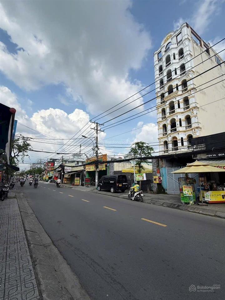 Mặt tiền song hành, nhà 5 tầng còn mới, 6pn thang máy. 85m2 hơn 11 tỷ