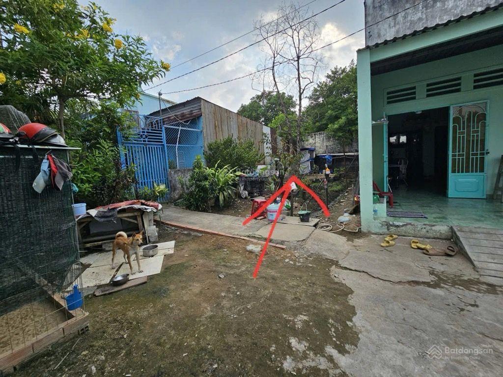 Bán đất an phú đông. sát bên bờ kè đang làm. 6.3x14.5 90m2. thổ cư 69m2. xây mới 3 lầu. 2.4 tỷ tl