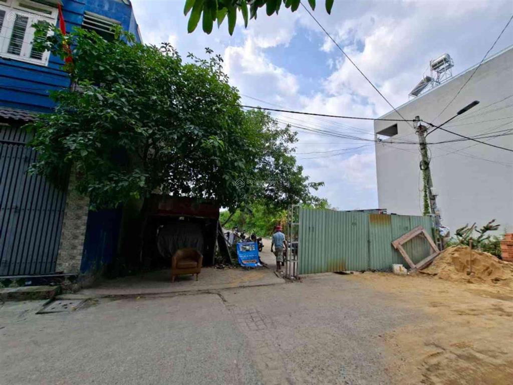 Đất mt đường 7m. 4x15 60m2 quy hoạch đất ở. giá 2.390 tỷ còn tl