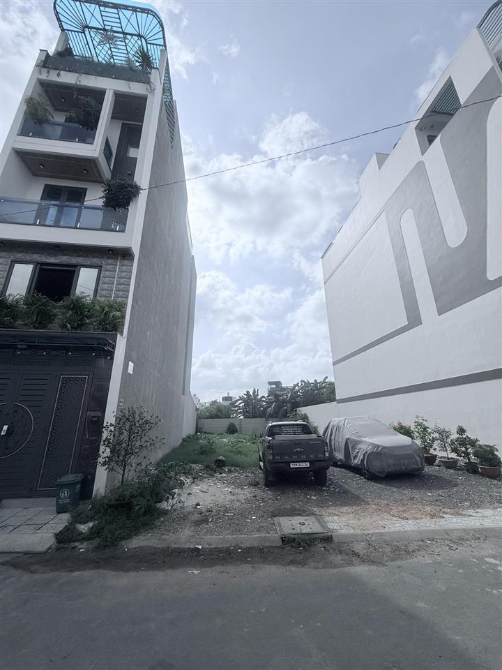 Đất vàng thạnh xuân 24, 8x25m full thổ giá chỉ bằng nửa định giá bank, xây mới 5 tầng