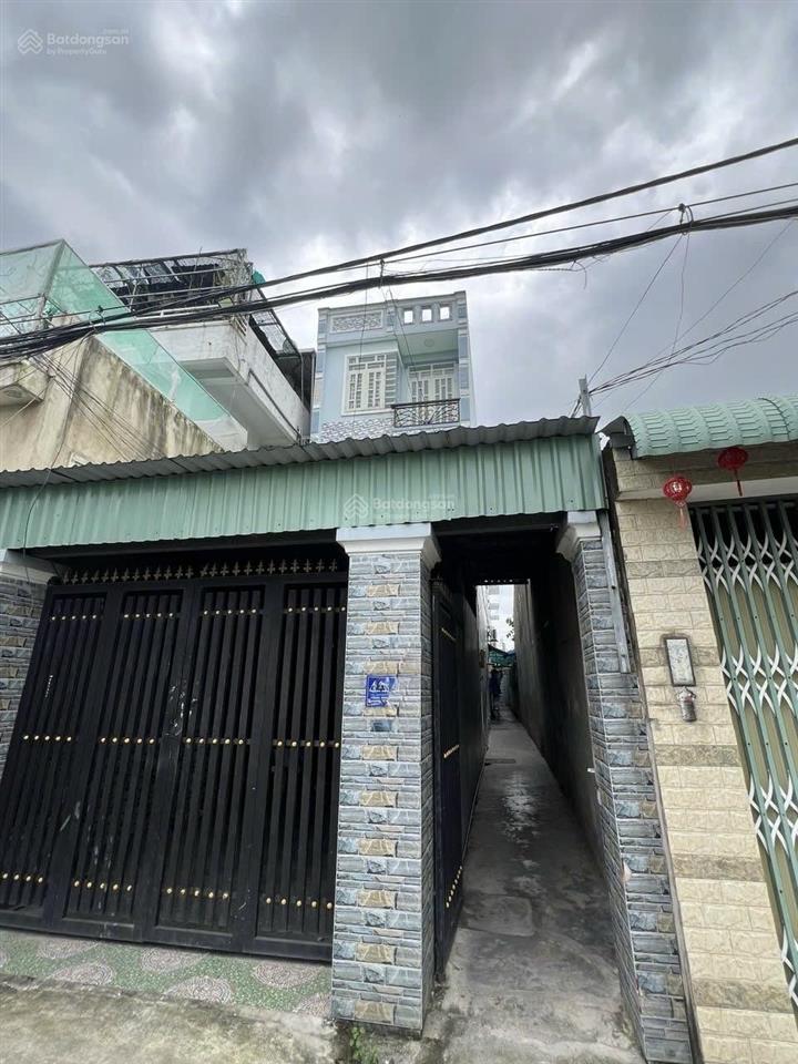 Bán tòa nhà 18p, 5.4x45m, 232.5m2, 3 tầng, hoàn công đủ, cho thuê 25tr, 33tr/m2, hxh
