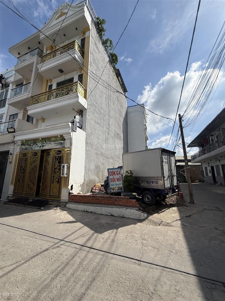 Dãy trọ 12 phòng, hẻm 5.5m, 12x22m 267m2 gần full thổ, tách 4 sổ, 9.8 tỷ, ngay ngã tư ga, 34tr/m2