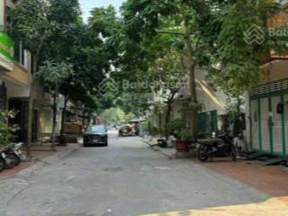 Bán nhà mặt phố hà đông, mặt tiền rộng, kinh doanh, nhà 3 mặt thoáng trung tâm