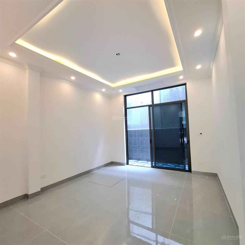 Bán nhà thịnh liệt hoàng mai 65m, 6 tầng thang máy, gara oto, giá 18,7 tỷ thương lượng