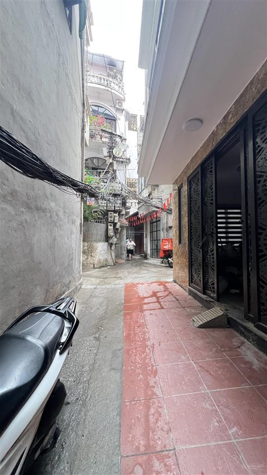 Nhà đường mới giang văn minh  thông sang 166 kim mã  6 tầng thang máy  hơn 10 tỷ