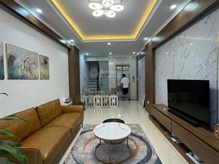 Nhà ngõ 175 lạc long quân 7 tầng thang máy nhà dân mới xây 2 năm