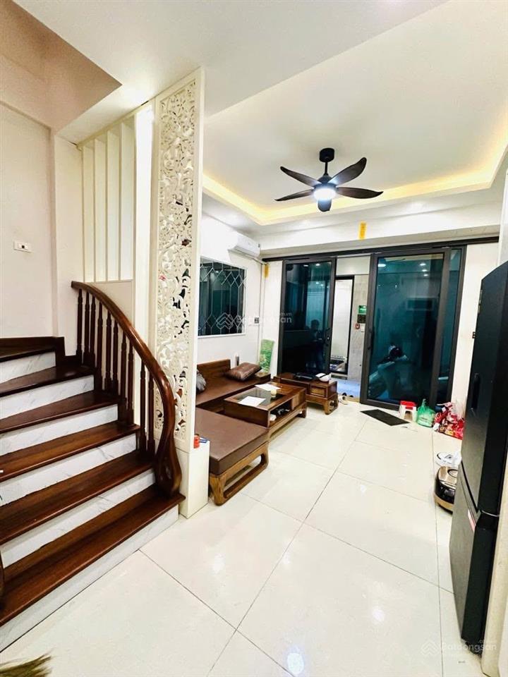 209 đội cấn ba đình  60m ra ô tô  nhà đẹp ở ngay hơn 9 tỷ