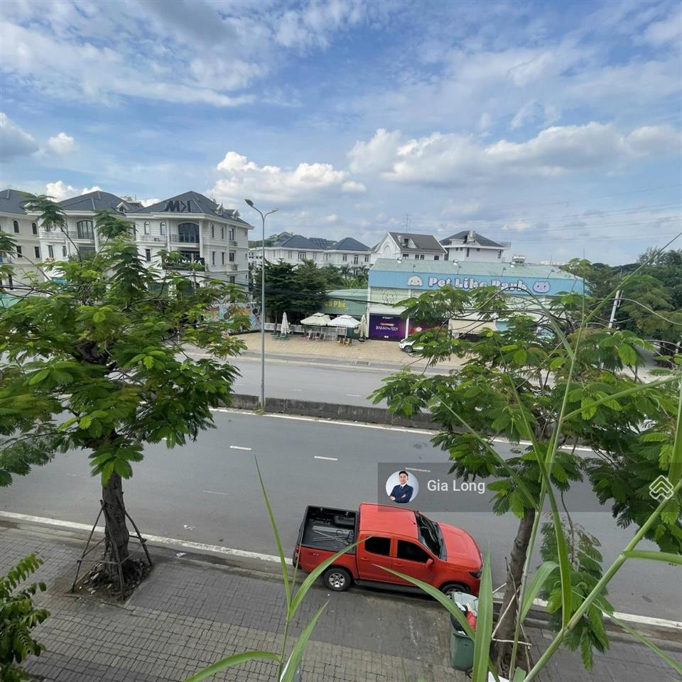 Chính chủ bán nền đất đường 25m giá 13 tỷ kdc nam long, sổ riêng cá nhân129m2 ngang 6