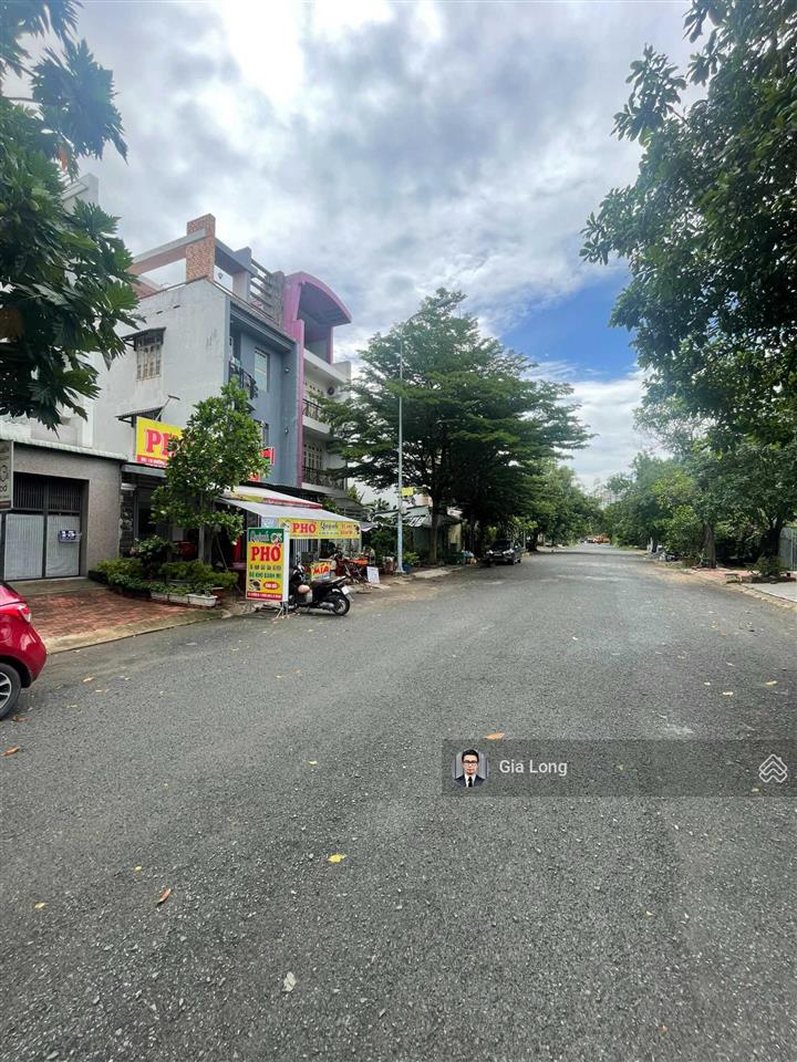 Chính chủ bán nền đất đường 25m giá 13 tỷ kdc nam long, sổ riêng cá nhân129m2 ngang 6